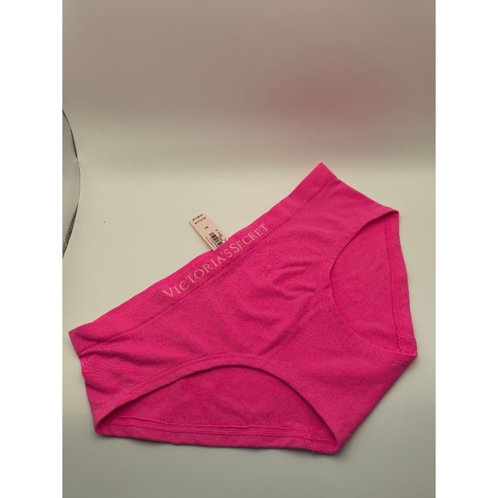 Victoria's Secret Hipster Panties Seamless‎ Pink Lingerie